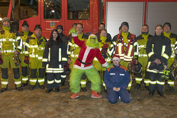 Fensteröffnen - Grinch mit FFW